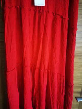Vestido rojo Stradivarius