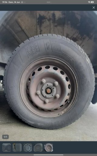 Rueda de repuesto Ford Transit Autocaravana