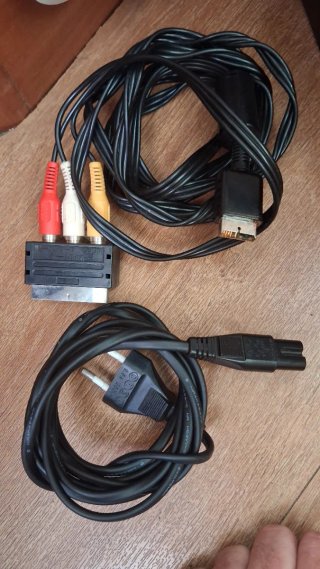 PlayStation 2 Fat Negra + Accesorios. +3 Juegos.