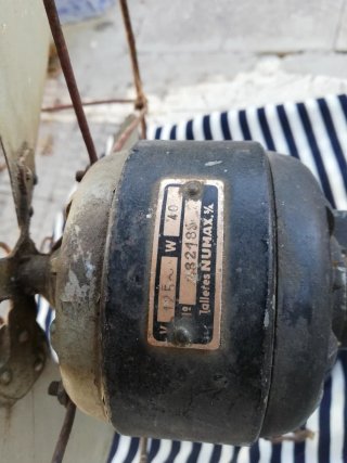 Ventiladores Antiguos  Metal y Plástico