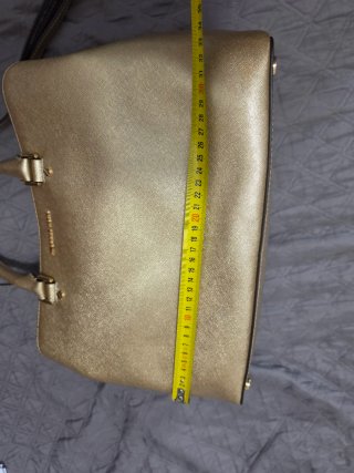 Bolso y cartera Michael Kors dorados