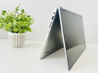 Lenovo Yoga i3 7a Geração - Excelente estado