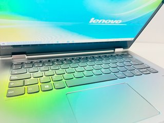 Lenovo Yoga i3 7a Geração - Excelente estado
