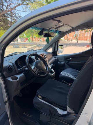 Nissan NV200 2012