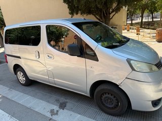 Nissan NV200 2012