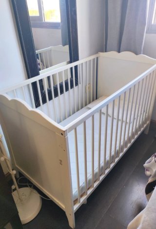 Cuna blanca Ikea Hensvik 120x60