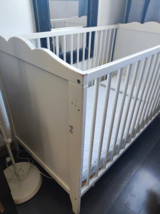 Cuna blanca Ikea Hensvik 120x60