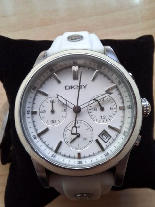 Reloj DKNY Cronógrafo Blanco Original