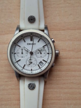 Reloj DKNY Cronógrafo Blanco Original