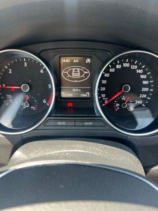 Volkswagen Cross Polo 2015