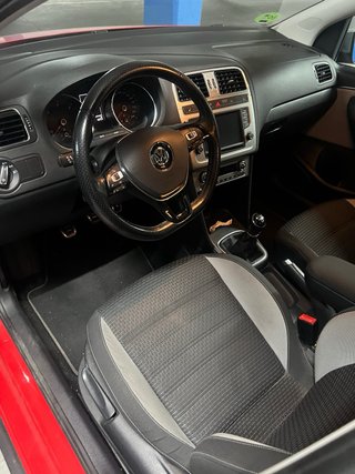 Volkswagen Cross Polo 2015