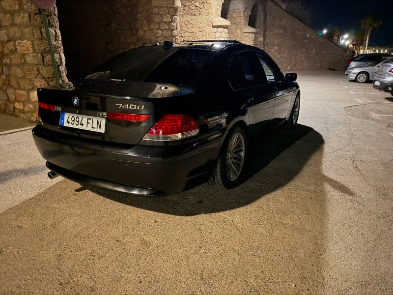 BMW Serie 7 2007 - foto 1