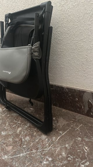 Trona plegable gris