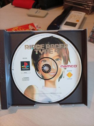 Ridge Racer Type 4 PS1 Completo PAL