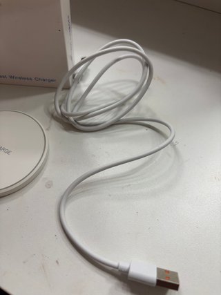Cargador Inalámbrico Blanco Rápido