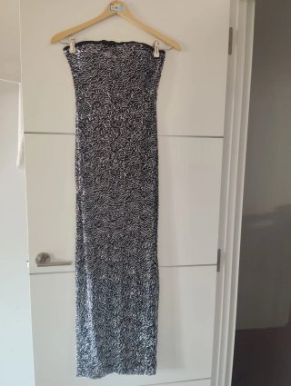 Vestido largo sin tirantes