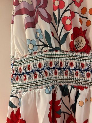 Lote de vestido midi y broche. Talla S
