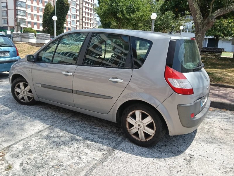 Renault Scenic 2005 - foto 1