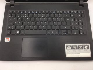 E641561-0 PC PORTATIL ACER A315