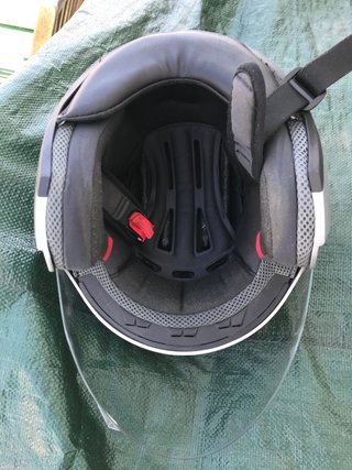 Casco de moto integral con visera