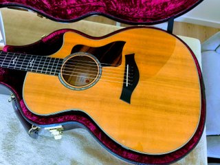 Guitarra Taylor 614ce V-Class