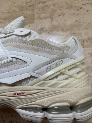 New Balance 1906D Protection Pack White