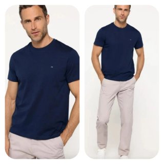 Camiseta nueva con etiqueta
