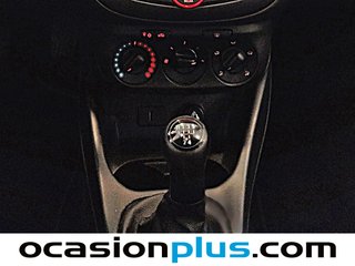 Opel Corsa 1.4 Expression 55 kW (75 CV)