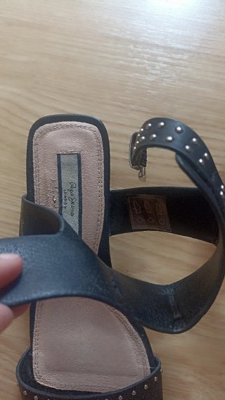 Sandalias Pepe Jeans tacón tachuelas T37