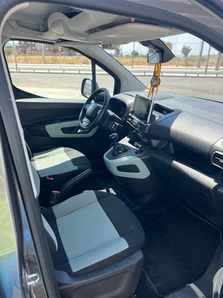 Citroen Berlingo 131cv con mueble camper