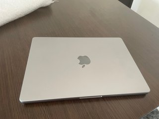 MacBook Pro 14 M3 Argento