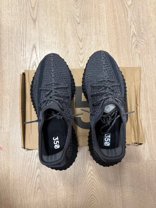Adidas Yeezy 350 V2 Negras Talla 43 nuevas