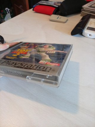 Toy Story 2 PS1 Platinum Completo