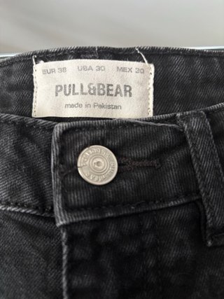 Vaqueros negros rotos Pull&Bear Talla 38