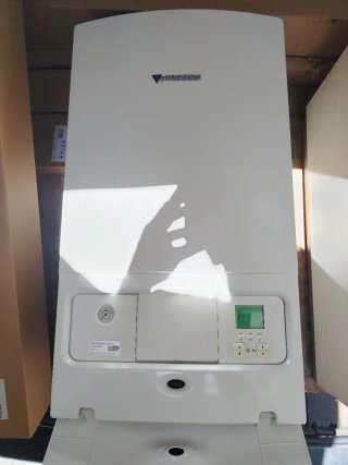 Caldera Junkers Blanca