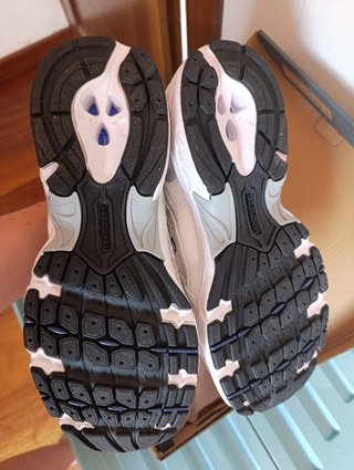 New Balance Argento/Bianco Taglia 39.5