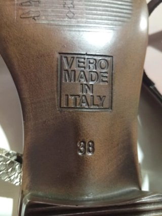 Sandali Soldini neri e oro