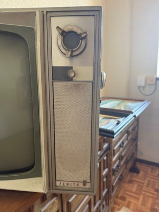 Televisión antigua