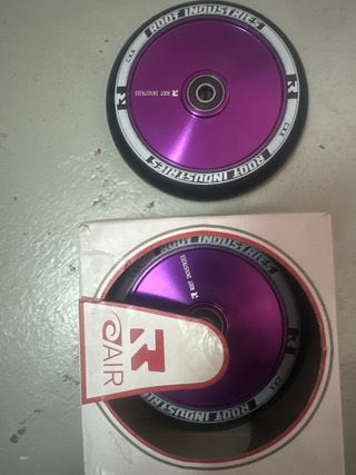 Ruedas Root Industries 120mm Morado