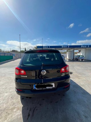 Volkswagen Tiguan 2011
