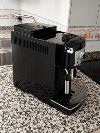Cafetera DeLonghi Magnifica S Automática