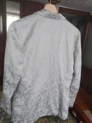 Americana mujer gris plateado