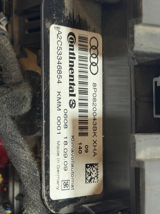 Consola Central Audi A3 8P Doble Din
