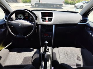 Peugeot 207 1.4 VTI 2009