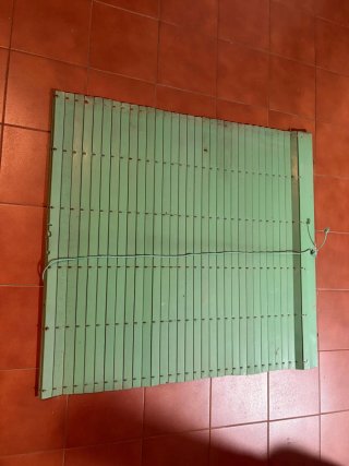Persianas enrollables verdes