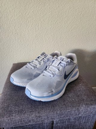 Nike Structure 26 Talla 43