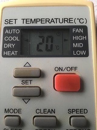Mando Aire Acondicionado Airco, 8€.