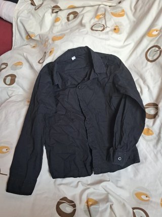Camisa negra niño manga larga 122 /128 cm