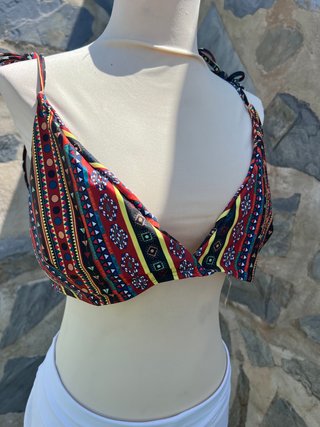 Top Bikini Estampado Étnico Talla XL