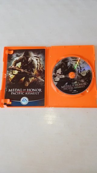 Medal of Honor Pacific Assault PC CD-ROM.